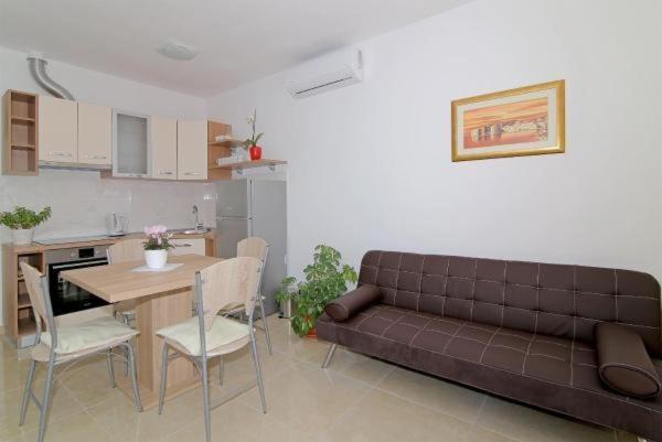 Apartments M&P Mlini Rum bild